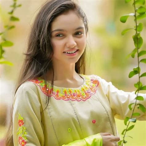 Aina Asif Age: Discover Her Real Age and Biography